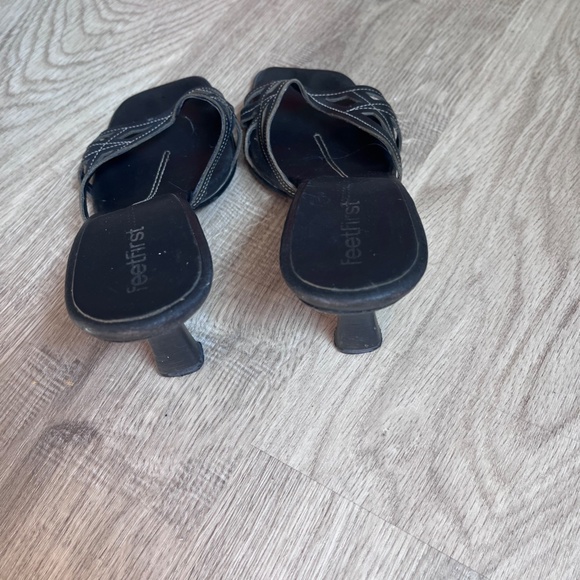 Vintage Women's High Heels (Size 36) - Picture 2 of 3